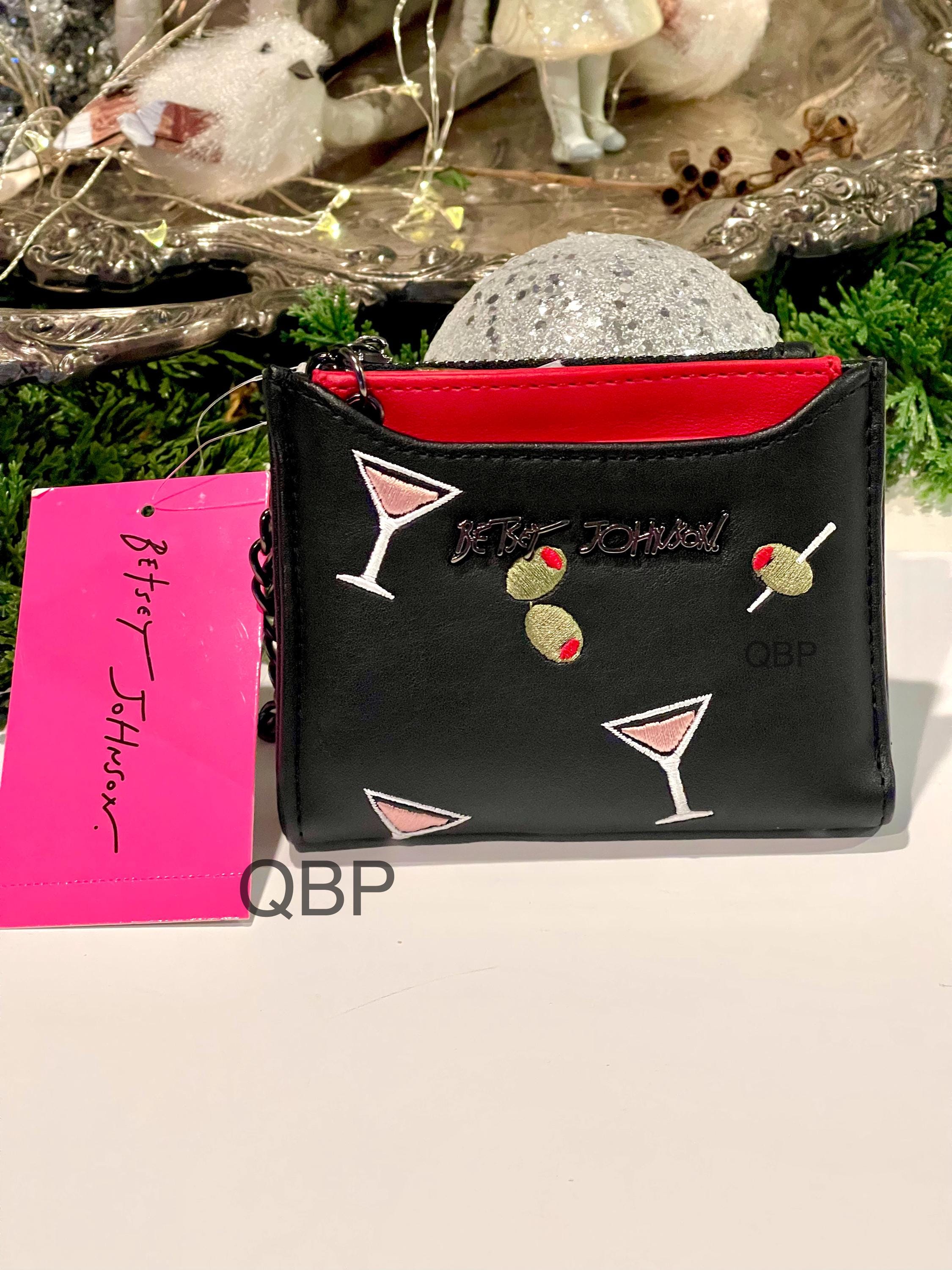 Betsy Johnson KISS!! NWT’s Gift Boxed BNWT Betsey Johnson Valentine Conversation Hearts Purse main image 2