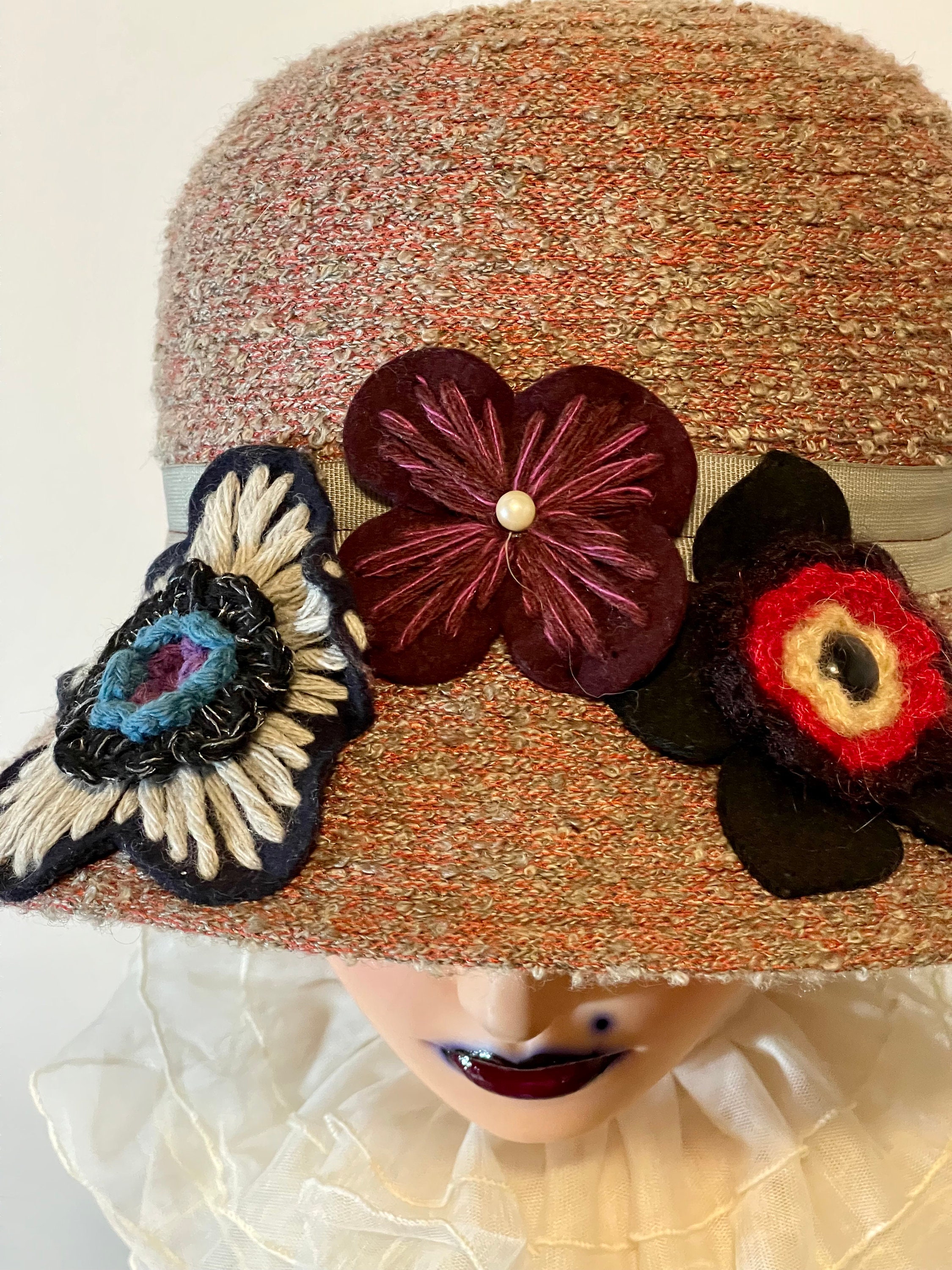 New Italian Wool Hat with Removable Flower Daniele Meucci Multicolored Flower Wool Cloche Hat Made in  main image 4