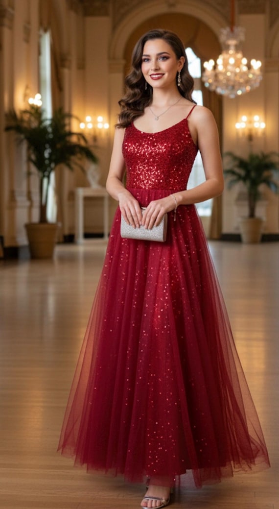 Fallon  Sleeve Chain Vintage Party Velvet Dress