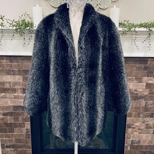 Vintage Black & Gray Stripe Faux Fur Coat - Mid Length Size M