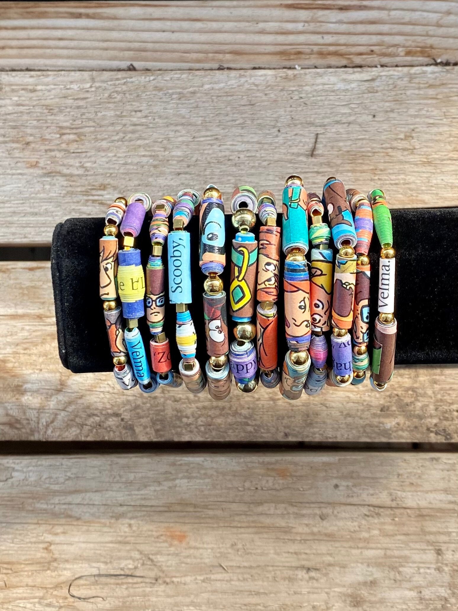 Scooby Doo Upcycled Book Paper Bead Stretch Bracelet Featuring Fred Wilma  Shaggy Mystery Machine 
