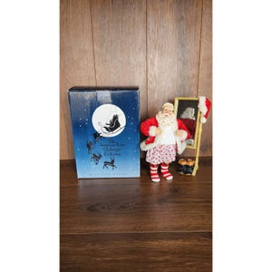 Santa & Mrs Claus Figures 1996 &quot;Dress Rehearsal&quot; Clothtique Possible Dreams