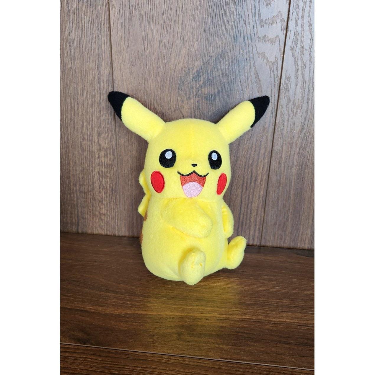 Vintage TOMY Nintendo Pokemon Plush Doll Pikachu 7.5" Stuffed Animal Toy