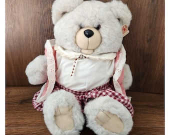 Vintage 1988 Heartline Teddy Bear Bearnett Family Album Collection