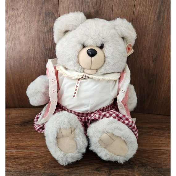 Vintage 1988 Heartline Teddy Bear Bearnett Family Album Collection