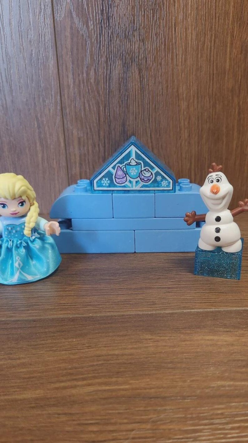 LEGO Duplo Disney Frozen Elsa & Olaf Tea Party Ice Palace Building ...
