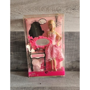 Vintage Barbie Pink Party Rule 1 Dress Vanity Collector Doll #N6180 Fashion