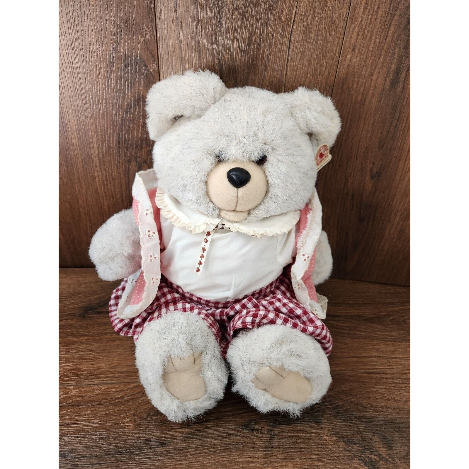 Vintage 1988 Heartline Teddy Bear Bearnett Family Album Collection