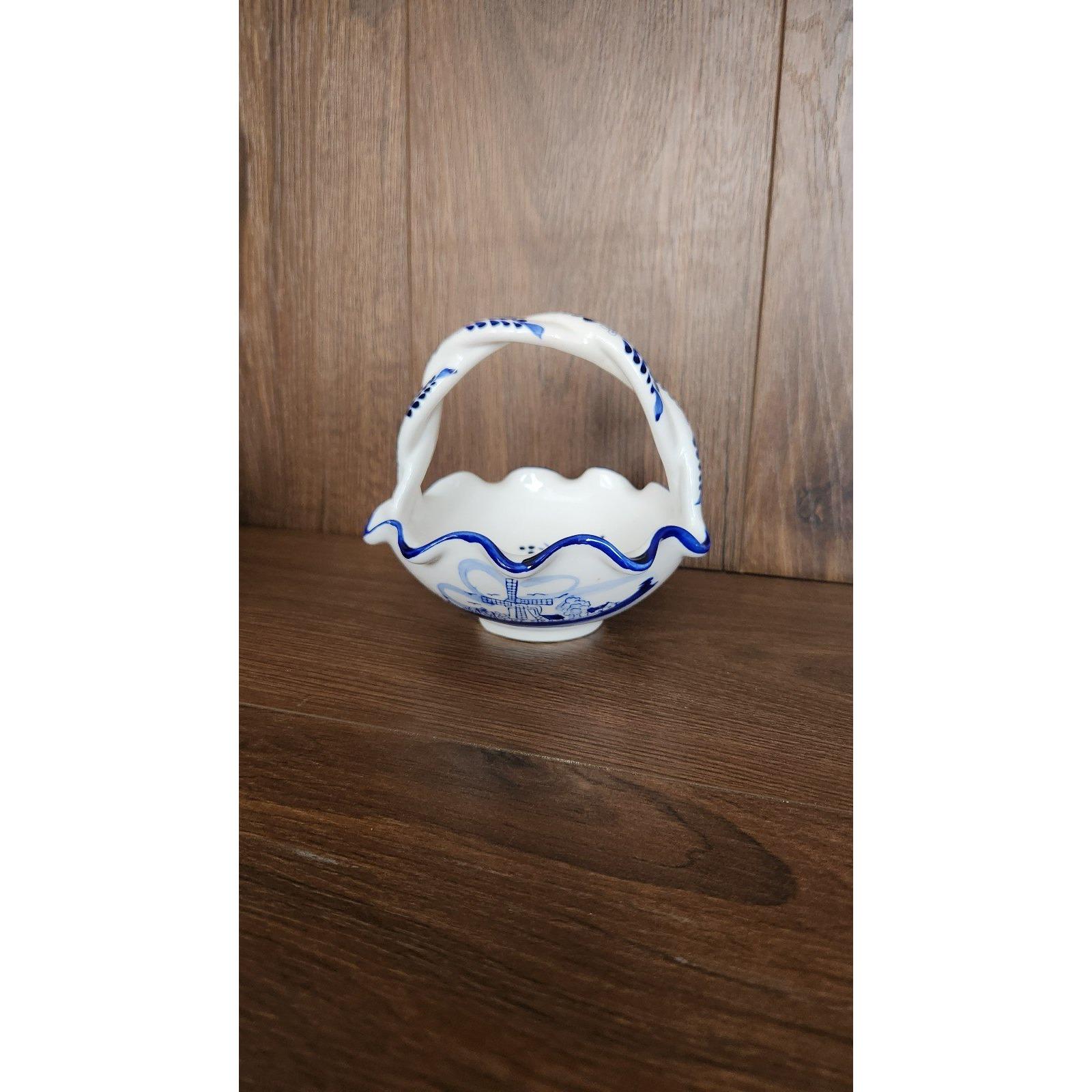 【Schiele】フランクロイドライト/ May Basket Delft Blue Handpainted White Porcelain Ceramic 5