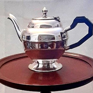 Vintage 'Kenson' Silver Plated Footed Teapot/Classic Art Deco /Art Deco Styled Black Bakelite Handle/Retro Silver Tableware/Afternoon Tea