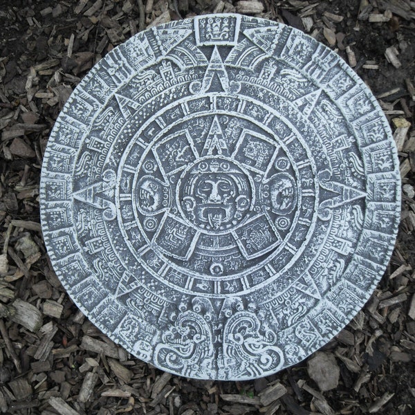 MAYA AZTEKEN Wandkalender aus massiven Steinguss Frostfest Wetterfest Garten