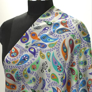 Silk Paisley Scarf, Paisley Printed Silk Stole, Women's Fashion Silk Wraps (70x100)cm