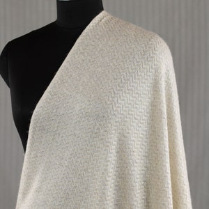 100% Cashmere Scarf, Herringbone Patterned Handwoven Soft Cashmere Shawl, Unisex Luxurious Wrap (200x70)cm