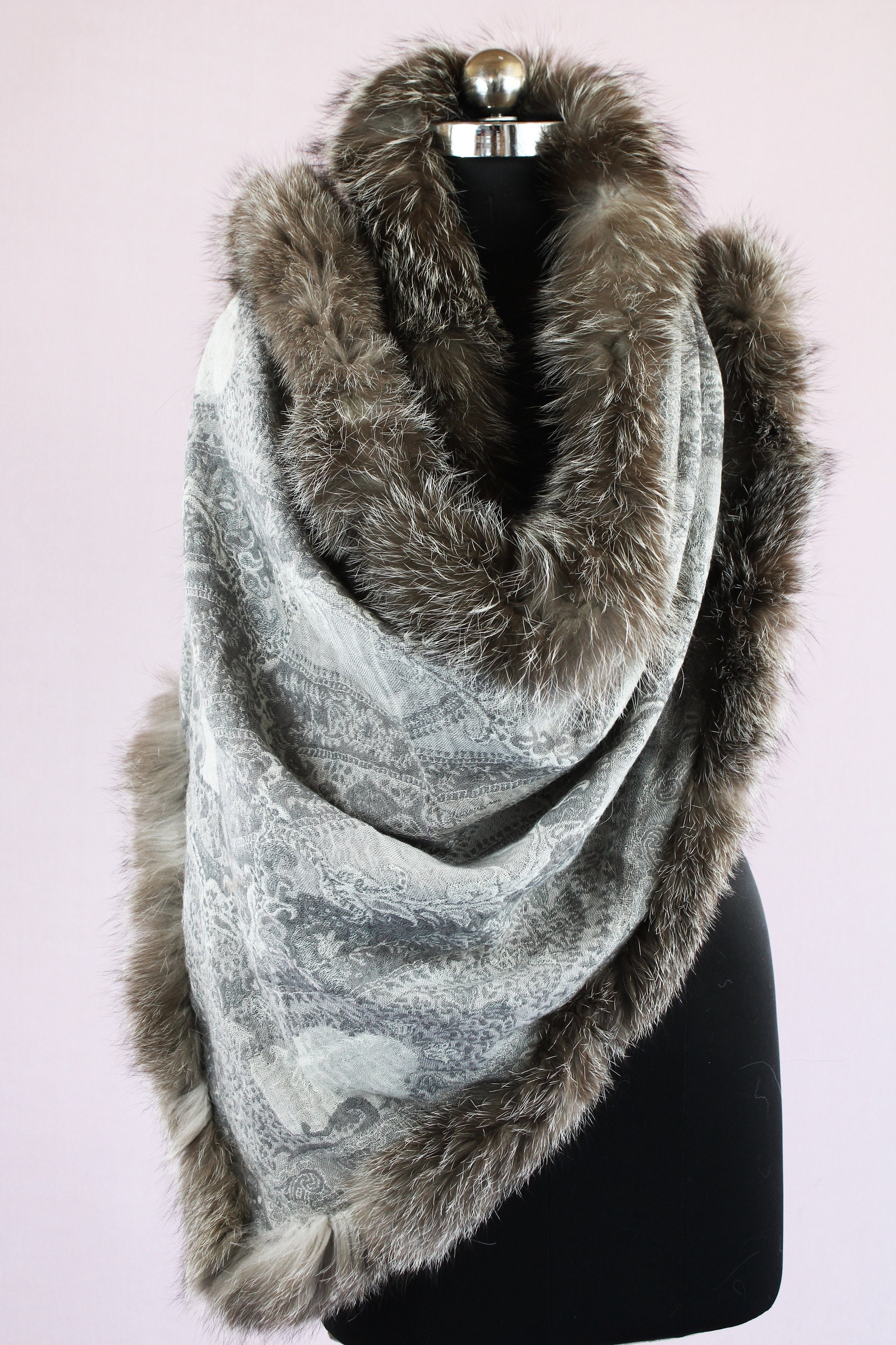 Fox Fur Shawl | Gray Cashmere Scarf | Paisley Shawl | Winter Wrap | Women's Clothing | Wedding Present | Birthday Gift | Paisley Shawls