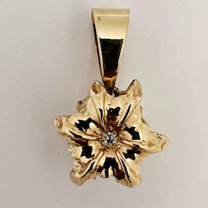 Joia de munição de flor hst de 9 mm com ponta oca e revestimento em ouro 14k e prata maciça