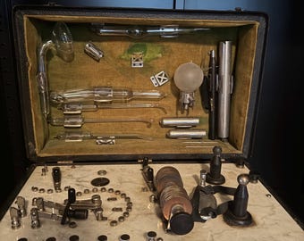 RARE Antique Quack Medicine Shock Machine – Fully Functional – Circa Early 1900s – Medical Curio Cabinet Oddity