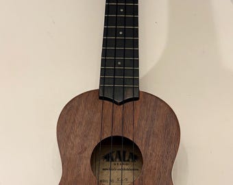 Ukelele “Kala” Brand Soprano in Mahoghany