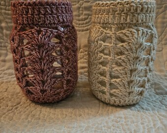 Crochet mason jar decoration for candle