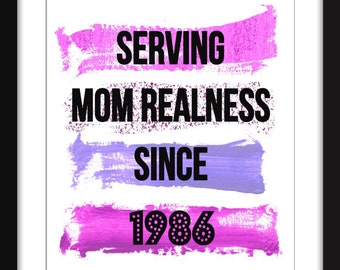 Serving Mom Realness - Impression drag non encadrée - Cadeau idéal pour maman cool
