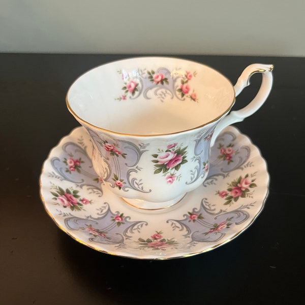 Royal Albert Love Story Series China Tea cup and Saucer Isabel Pattern Teacup - Bone China - England Teacup and Saucer - hairline on tea cup