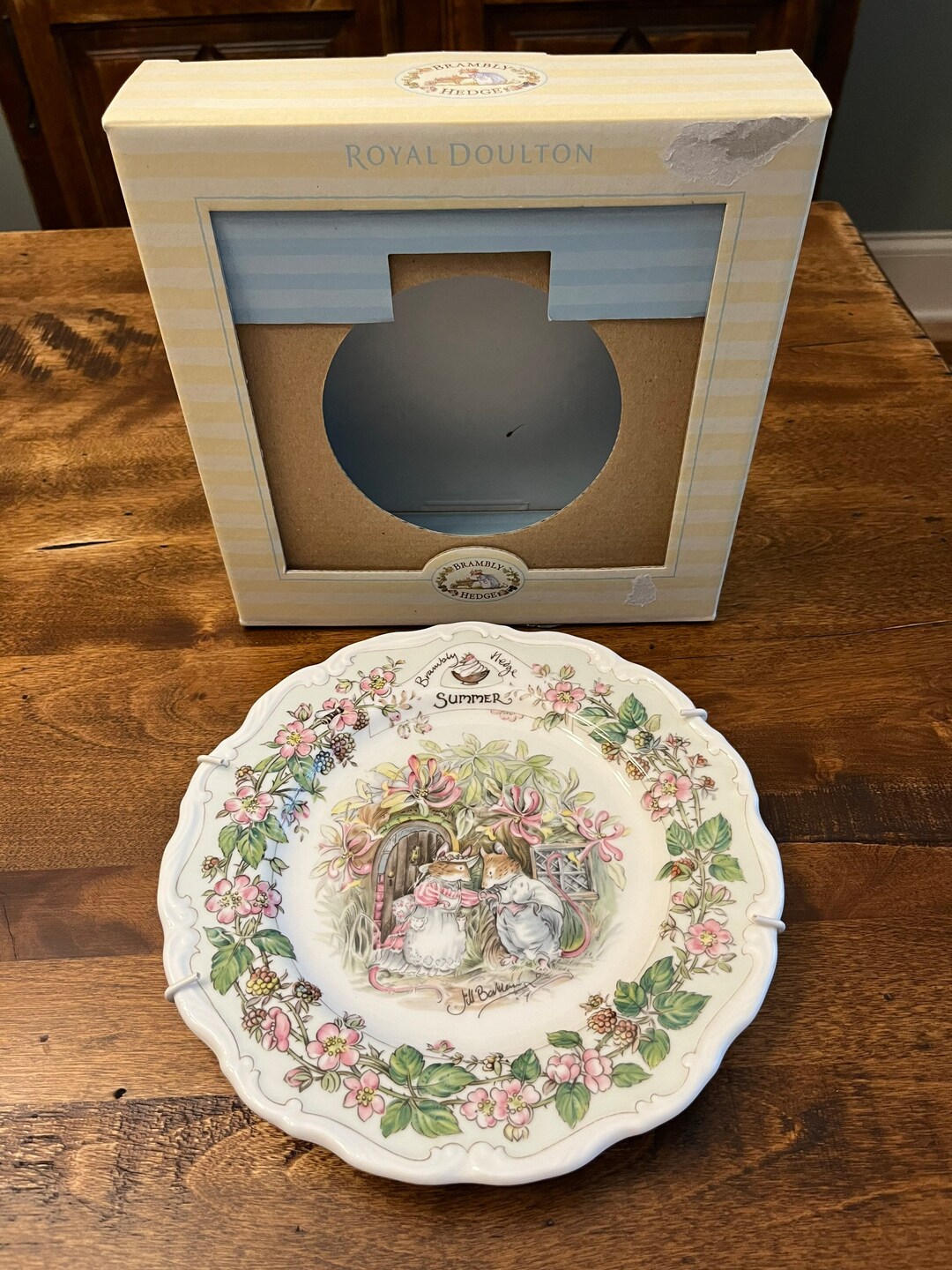 Vintage Royal Doulton Brambly Hedge Four Seasons Collectable Plate
