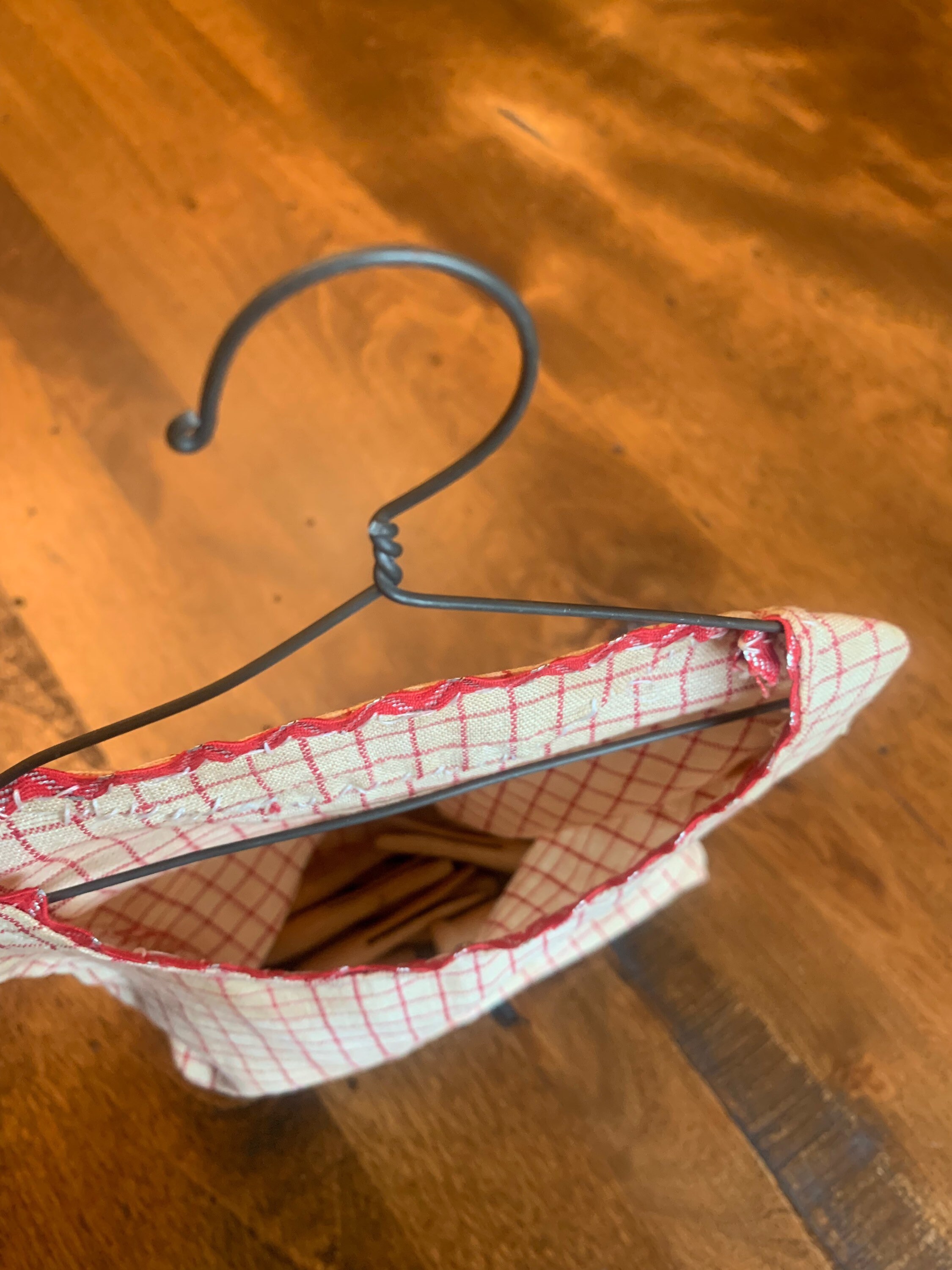 Vintage Clothes Pin Holder With Mini Hangers and a Dozen Etsy