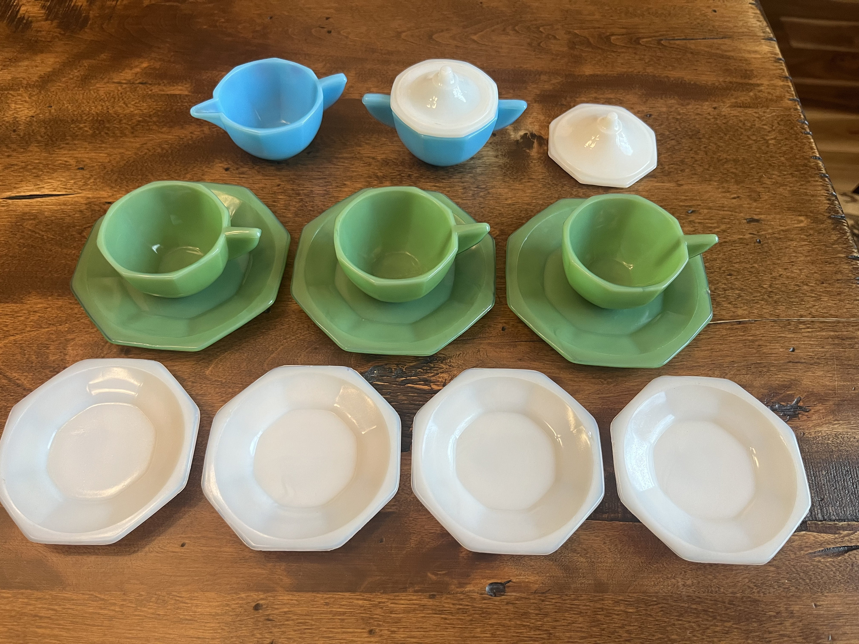 アクロ•アガットAkro Agate カップ＆ソーサー ミニチュア 15 PCS Vintage Akro Agate Cobalt Blue Glass Childrens Tea Sets