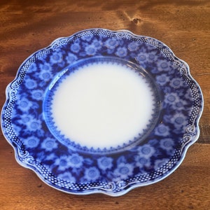 Antique 1897 Grace Gold Blue Flow Dinner Plate by WH Grindley - Scalloped floral rim - gold accents - 10 inches in diameter
