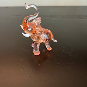 Vintage Pink Glass Elephant / Glass Animal figurine / Handmade glass small elephant figurines / glass art / small glass animals
