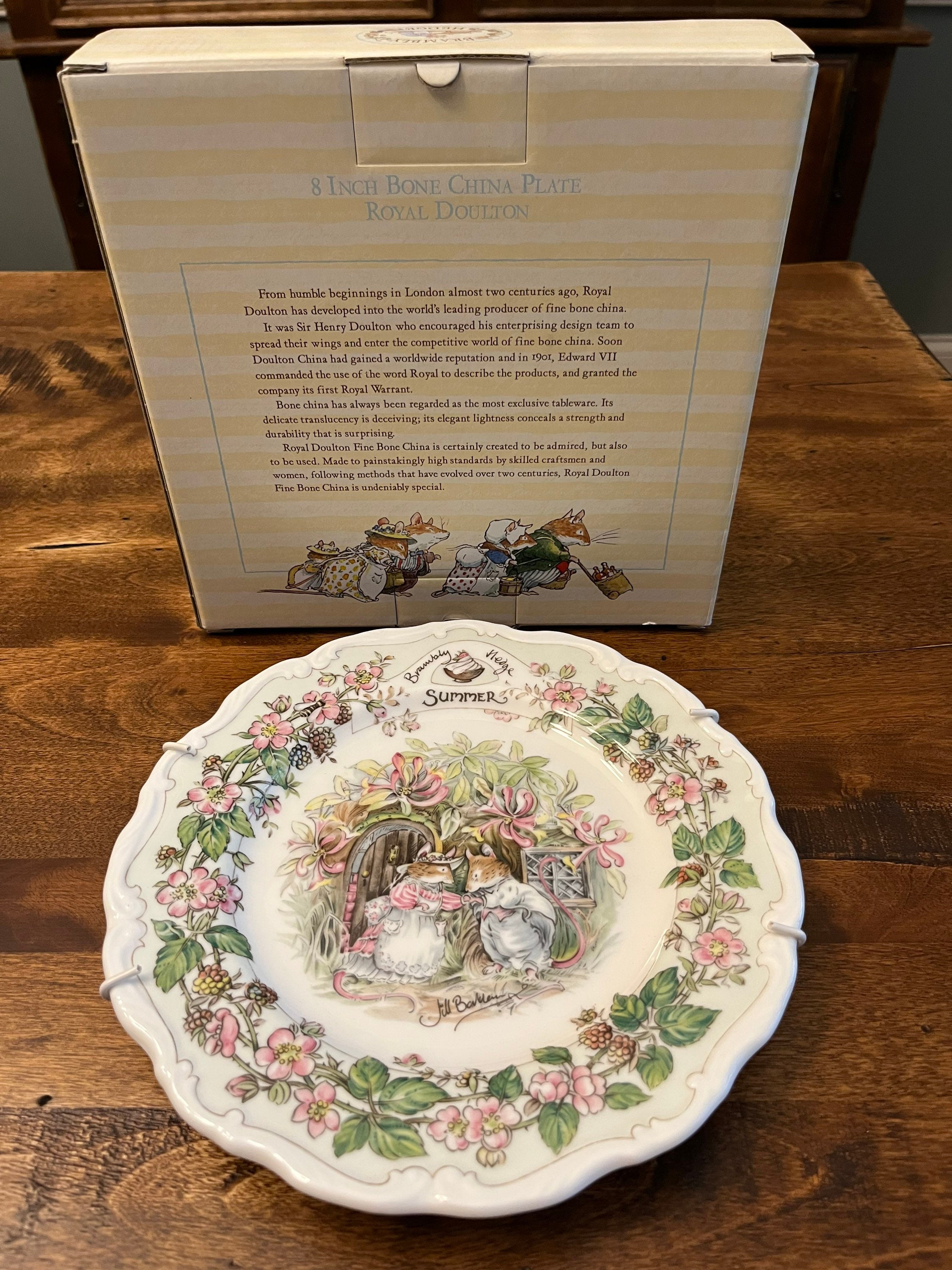 Vintage Royal Doulton Brambly Hedge Four Seasons Collectable Plate