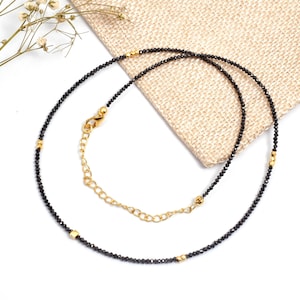 Collana con perline di diamanti neri sfaccettati: gioielli placcati in oro e argento