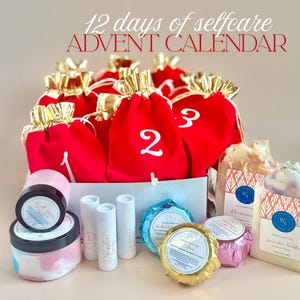 12 Days of Christmas Countdown Gift Set Advent Calendar Holiday Countdown Surprise Gift Box Bath Product Surprise Christmas Present Vegan