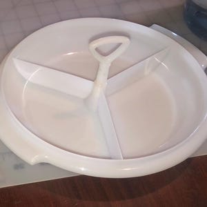 Vintage Small Tupperware Divided dish