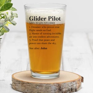 Personalized Glider Pilot Pint Glass, Glider Pilot Appreciation Gift, Glider Flyer Beer Glass, Glider Enthusiast Glass Gifts