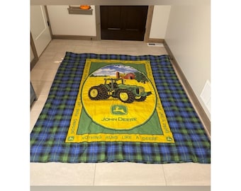 Vintage John Deere Full Sized Comforter Blanket Tractor Farm 83" x 72"