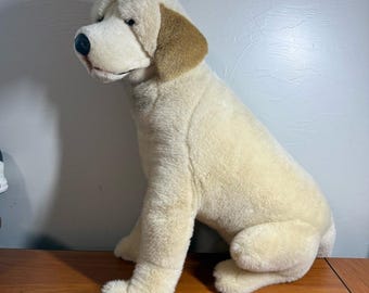 Vintage Prima Classic Collection Realistic Posable Golden Labrador Retriever