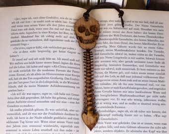 Cherry Wood Bookmark &quot;Skull&quot;