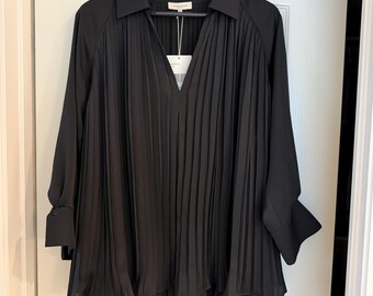 New 700.  Lafayette 148 New York Etienne Pleated Satin Blouse In Black