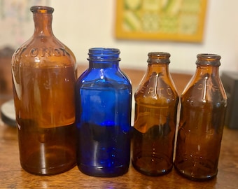 Lot Vtg collectable glass bottle lot of 4 bottles Certo Clorox blue brown glass vintage bottles