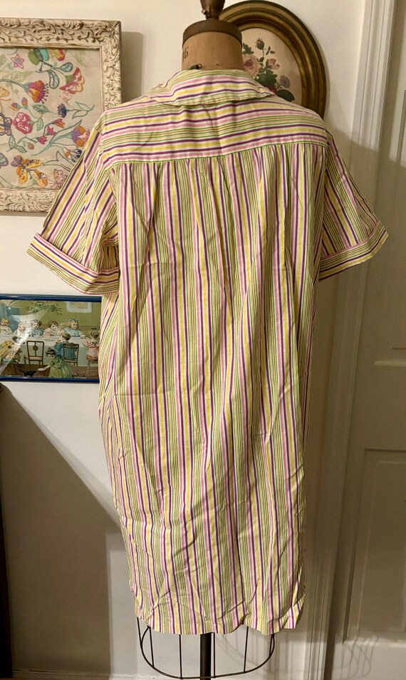 Rainbow striped housedress housecoat vintage wind… - image 10
