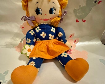 Vintage 1969 Raggi Gretel doll in excellent vintage condition. Flower power doll