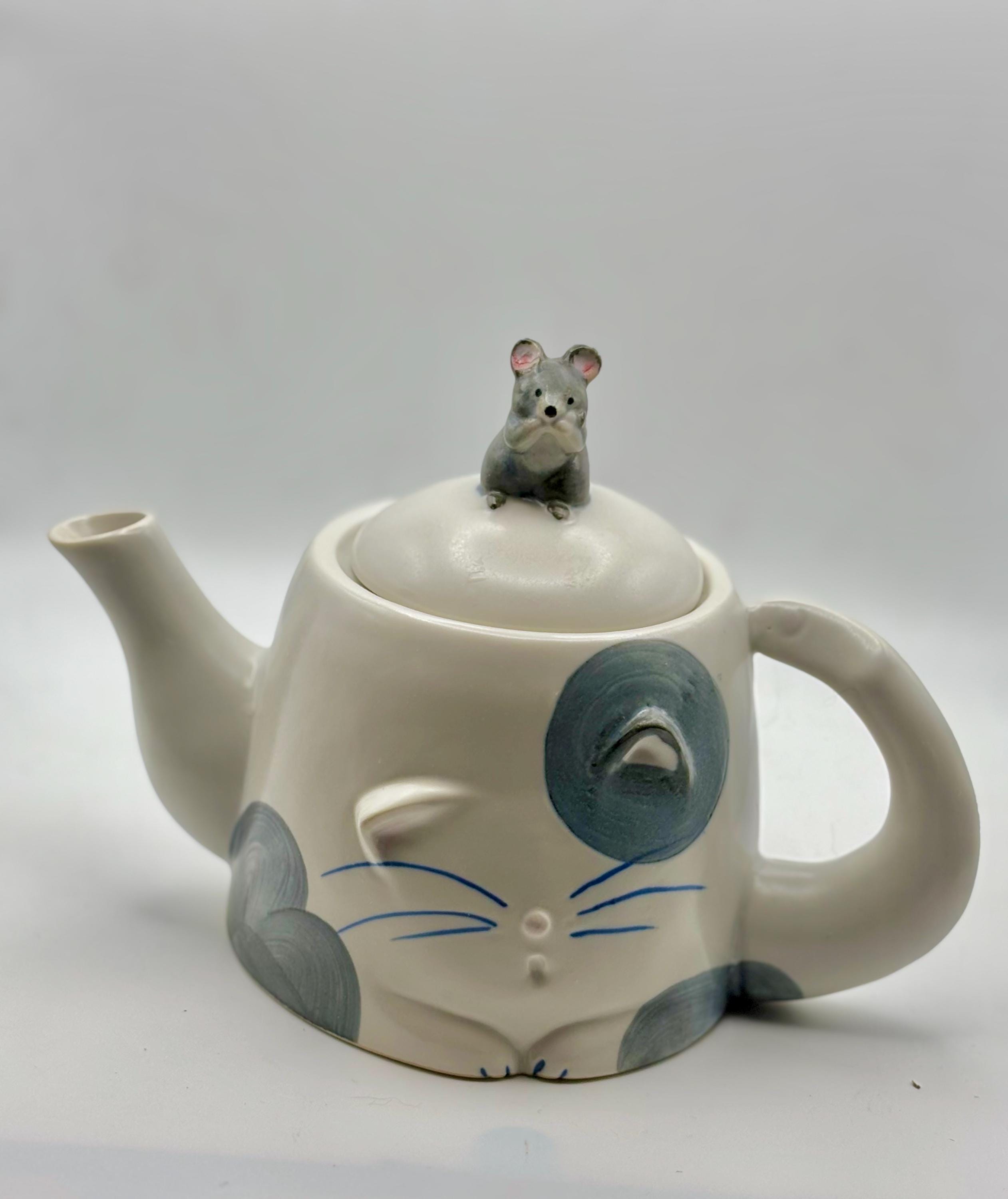 Takahashi Teapot - Etsy
