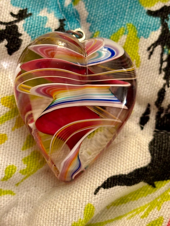 Stunning vintage 90s Murano rainbow glass heart s… - image 3