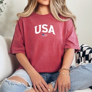アメリカ国旗シャツ、独立記念日シャツ、アメリカシャツ、愛国心あふれるTシャツ、アメリカコンフォートカラーシャツ、コンフォートカラーアメリカ国旗Tシャツ、アメリカコンフォートカラーTシャツ
