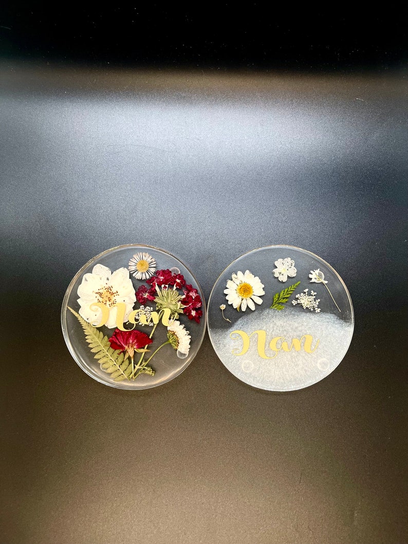 Handmade Resin Coaster: Dried Flowers, Mum/Nan Gift bild 3