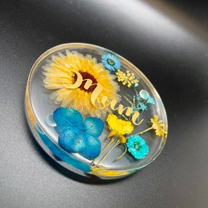 Handmade Resin Coaster: Dried Flowers, Mum/Nan Gift Mum custom