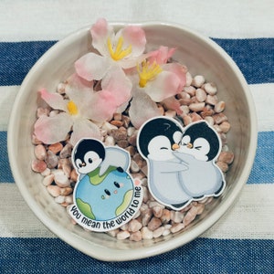 Te amo tanto volteando mucho Penguins Sticker