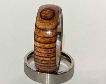 Wood Ring made from Strata-Bond wood- Size 10, Handmade Men's or Ladies Women's Wedding Band, Wooden Ring, Unique Wood Ring, Jewelry