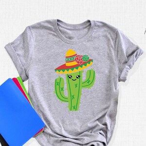 Cactus with Sombrero Shirts, Cinco De Mayo Shirt, Cute Mexico Cactus Outfit, Sombrero Cactus Party Shirt for Woman, Mexican Theme Fiesta Tee