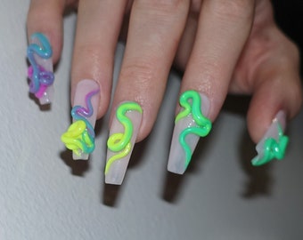 Kolorowe, 3D, nakładane paznokcie FROGGO | Paznokcie z motywem spirali 3D | Kolorowe, klejone paznokcie | Wielorazowe, samoprzylepne paznokcie | Sztuczne paznokcie na zamówienie | Paznokcie natychmiastowe
